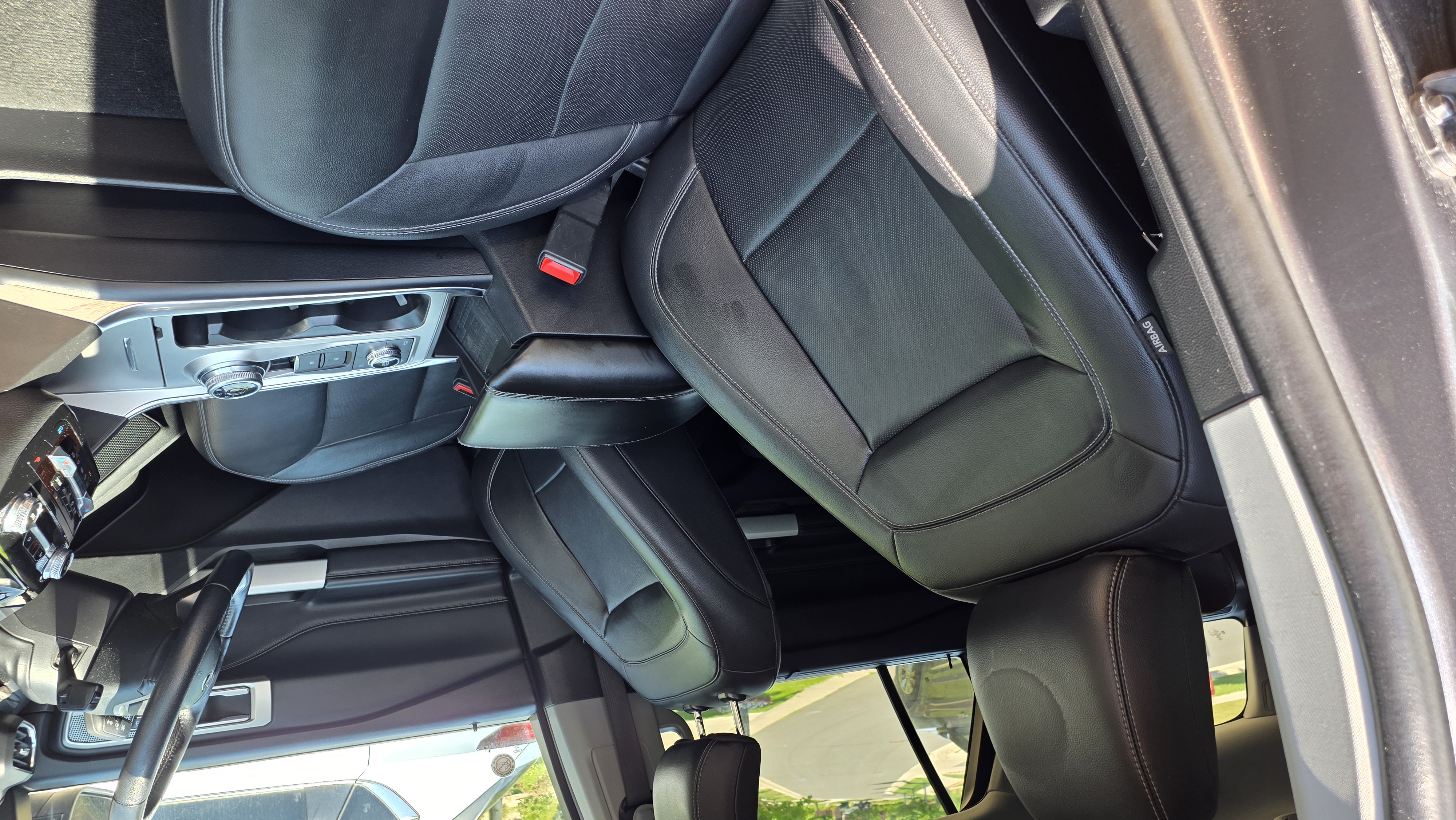 Used 2021 Ford Explorer Limited AWD/4WD image 28
