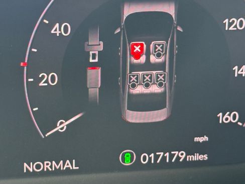 Used 2023 Honda Accord Touring image 4