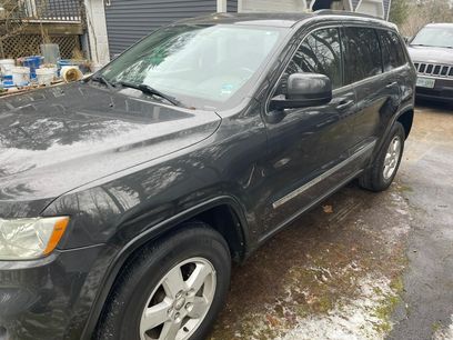 Used 2011 Jeep Grand Cherokee Laredo