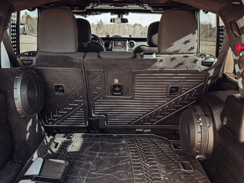 Used 2019 Jeep Wrangler Unlimited Sport S image 11