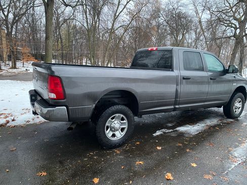Used 2017 RAM 2500 Tradesman w/ Chrome Appearance Group image 5