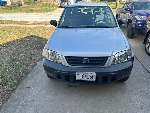 Used 1997 Honda CR-V 4WD image 2