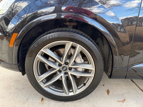 Used 2017 Audi Q7 3.0T Prestige image 27