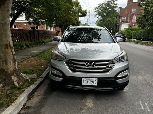 Used 2015 Hyundai Santa Fe Sport w/ Option Group 03 FWD image 6