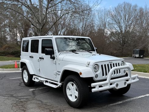 Used 2017 Jeep Wrangler Unlimited Sport w/ Quick Order Package 24S AWD/4WD image 13