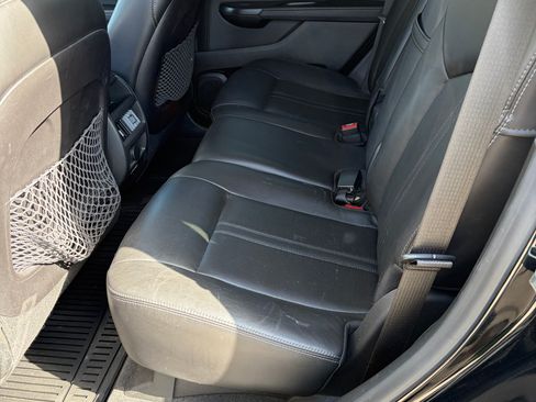 Used 2015 Cadillac SRX Luxury w/ Driver Awareness Package image 11