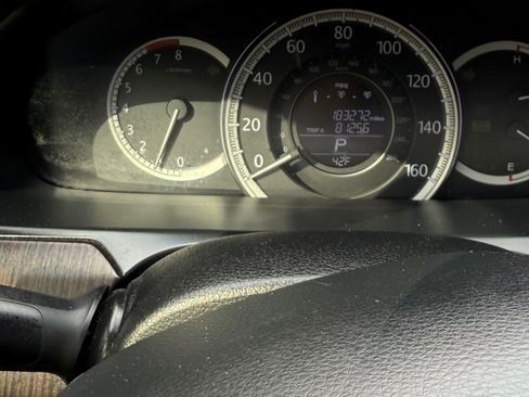 Used 2014 Honda Accord EX image 10