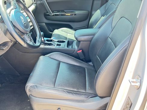 Used 2019 Kia Sportage SX FWD image 9
