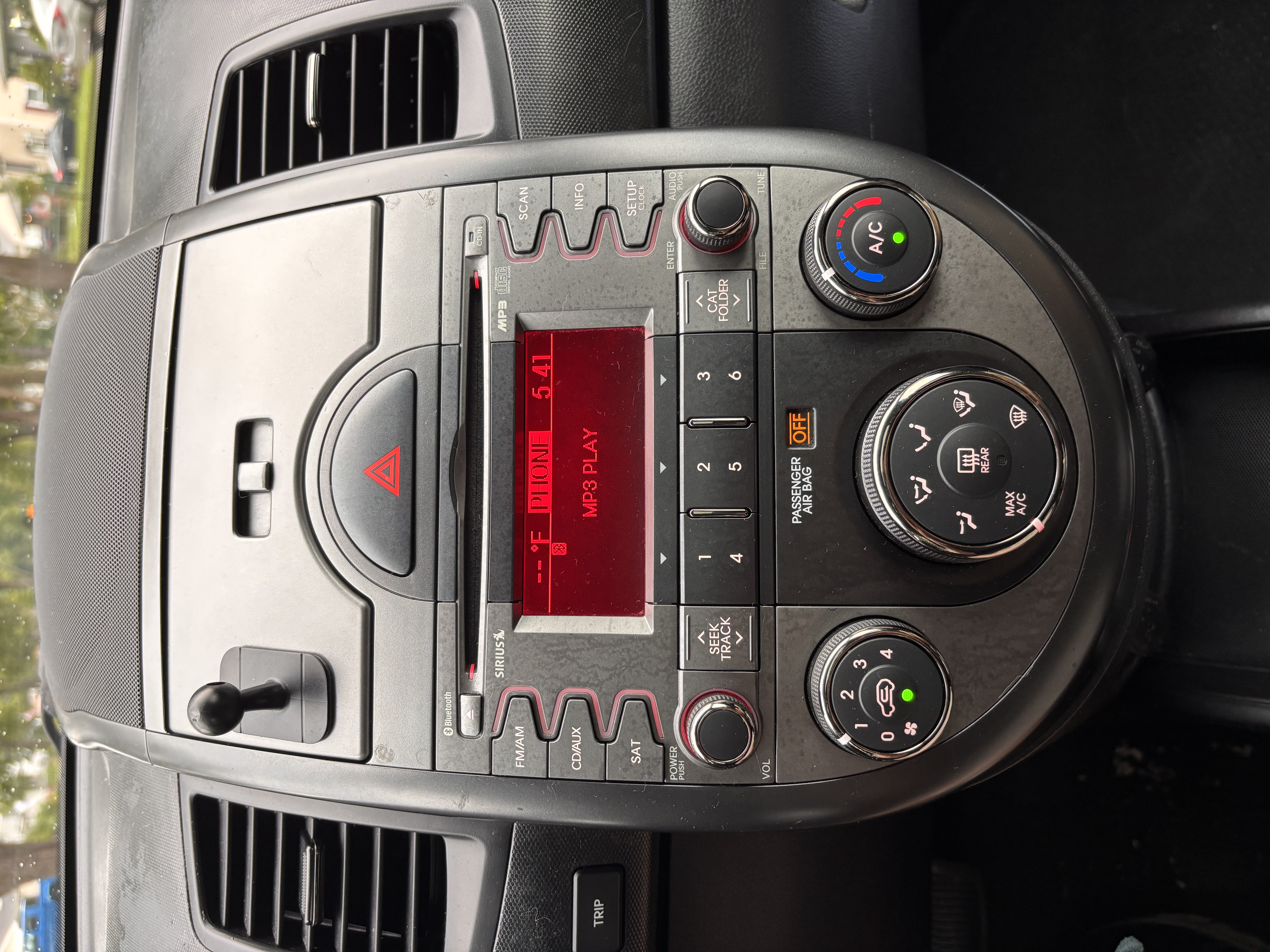 Used 2011 Kia Soul + w/ Audio Pkg FWD image 11