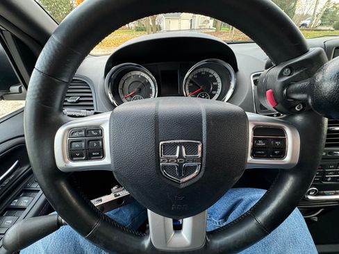 Used 2014 Dodge Grand Caravan R/T w/ Safety Sphere Group image 17