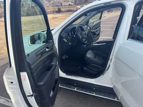 Used 2015 Mercedes-Benz ML 400 4MATIC image 9