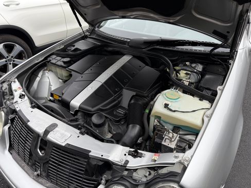 Used 2001 Mercedes-Benz CLK 430 Coupe image 15