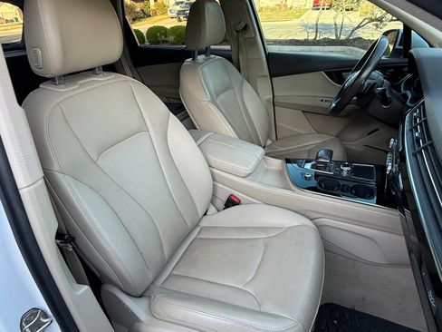 Used 2019 Audi Q7 3.0T Prestige image 15