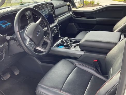Used 2022 Ford F150 Lariat w/ Equipment Group 502A High AWD/4WD image 5