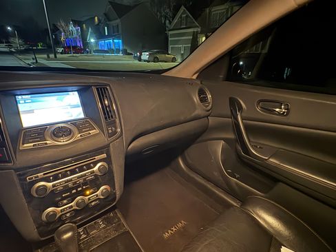 Used 2010 Nissan Maxima 3.5 SV w/ Monitor Pkg image 10