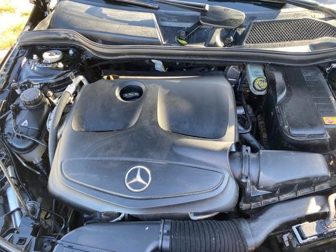 Used 2015 Mercedes-Benz CLA 250 image 14