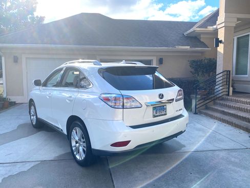Used 2011 Lexus RX 450h AWD w/ Premium Pkg image 5