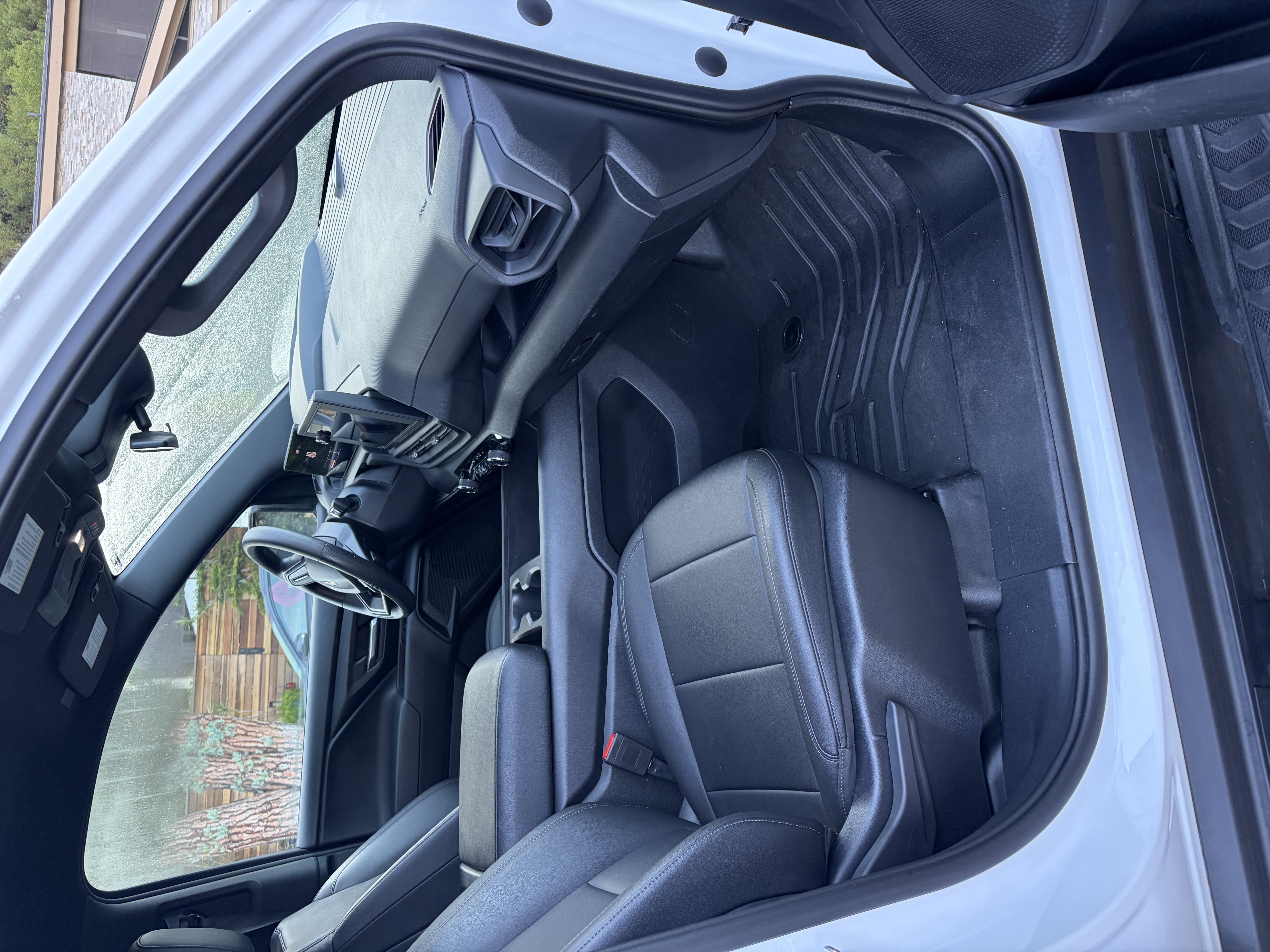 Used 2024 Chevrolet Silverado EV W/T AWD/4WD image 10