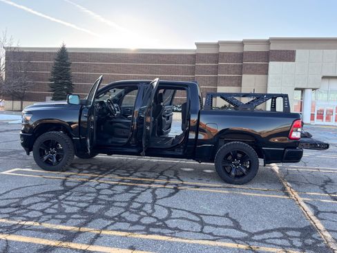 Used 2021 RAM 1500 Big Horn image 1