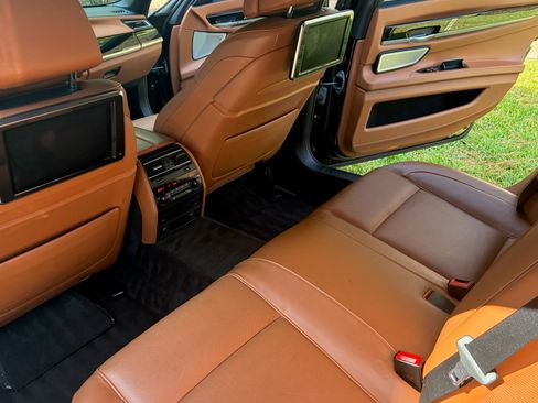 Used 2013 BMW ALPINA B7 Alpina B7 Sedan 4D image 12