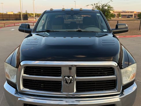 Used 2012 RAM 2500 ST w/ Chrome Appearance Group AWD/4WD image 5