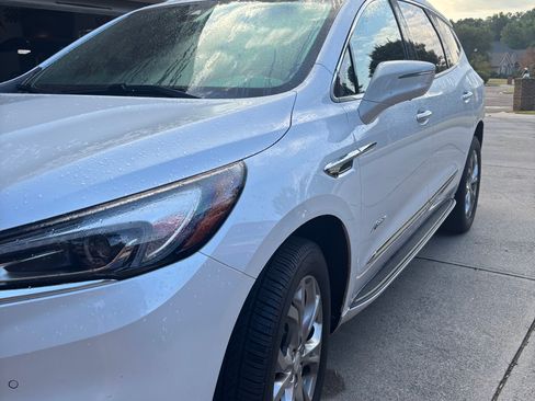 Used 2021 Buick Enclave Avenir w/ LPO, Hit The Road Package FWD image 2