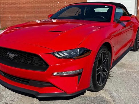 Used 2020 Ford Mustang Premium RWD image 11