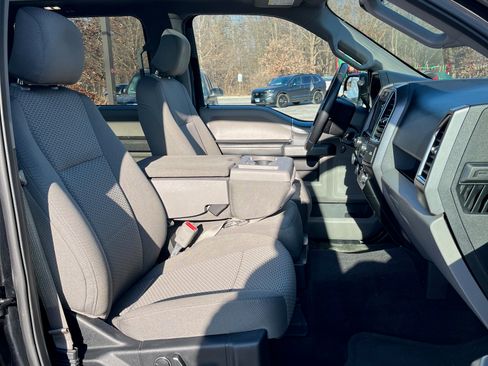 Used 2016 Ford F150 XLT w/ Equipment Group 302A Luxury image 9