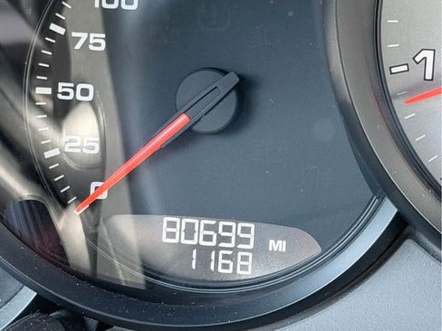 Used 2014 Porsche 911 Carrera 4S image 10