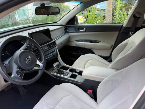 Used 2016 Kia Optima LX FWD image 6