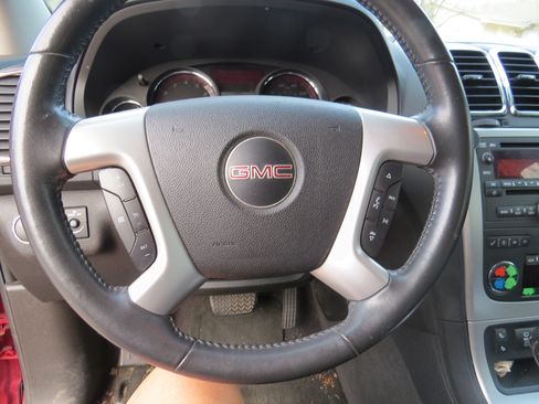 Used 2012 GMC Acadia SLT image 15