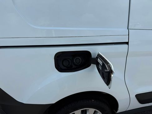 Used 2019 Ford Transit Connect XL FWD image 21