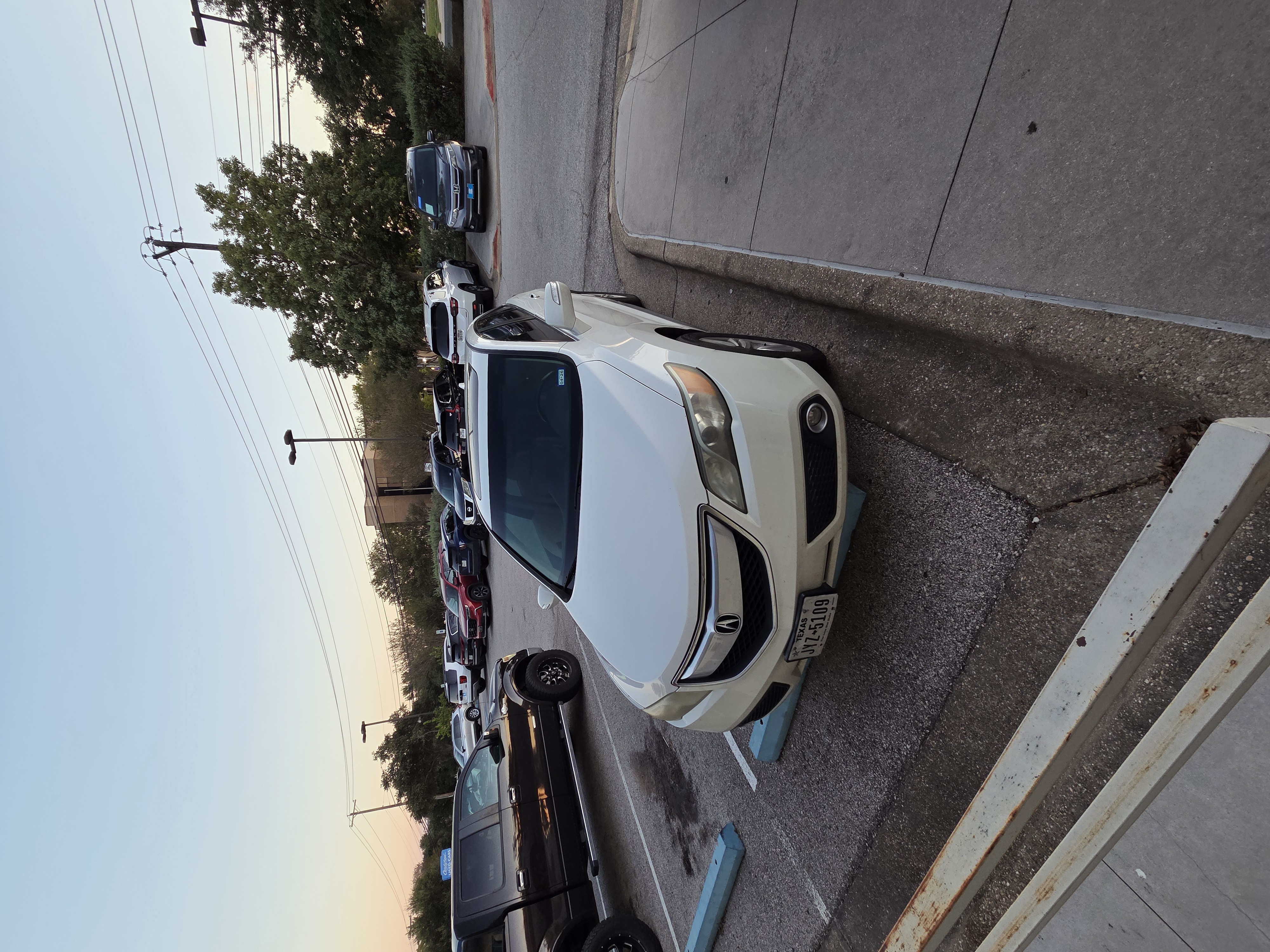Used 2013 Acura RDX w/ Technology Package FWD image 1