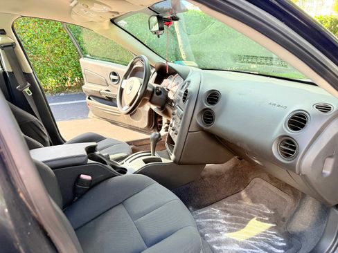 Used 2008 Pontiac Grand Prix image 10