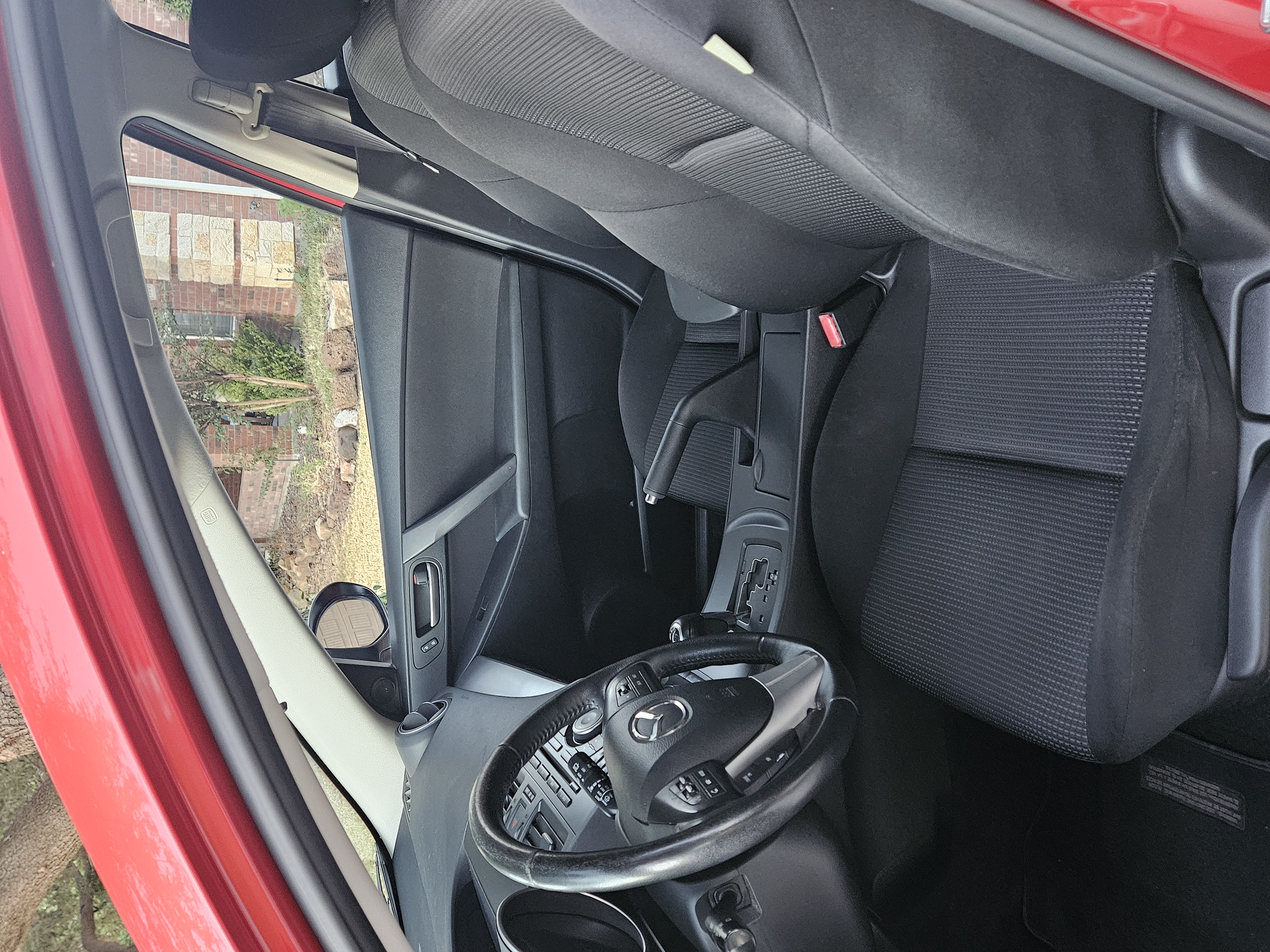 Used 2013 MAZDA MAZDA3 i Touring FWD image 8