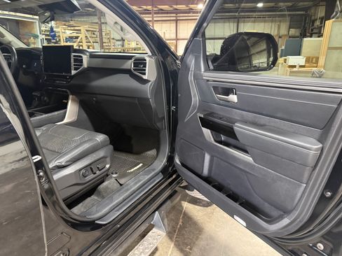 Used 2023 Toyota Tundra Limited w/ TRD Off-Road Package AWD/4WD image 22