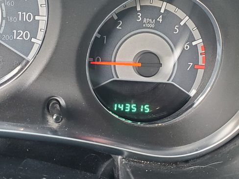 Used 2013 Chrysler 200 Limited w/ Sun/Sound Group image 16