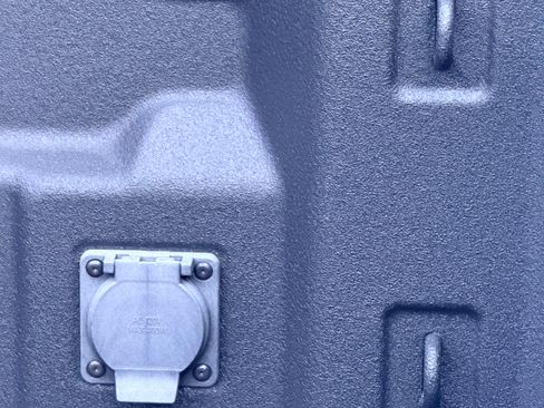 Used 2024 Chevrolet Colorado ZR2 w/ Safety Package image 10