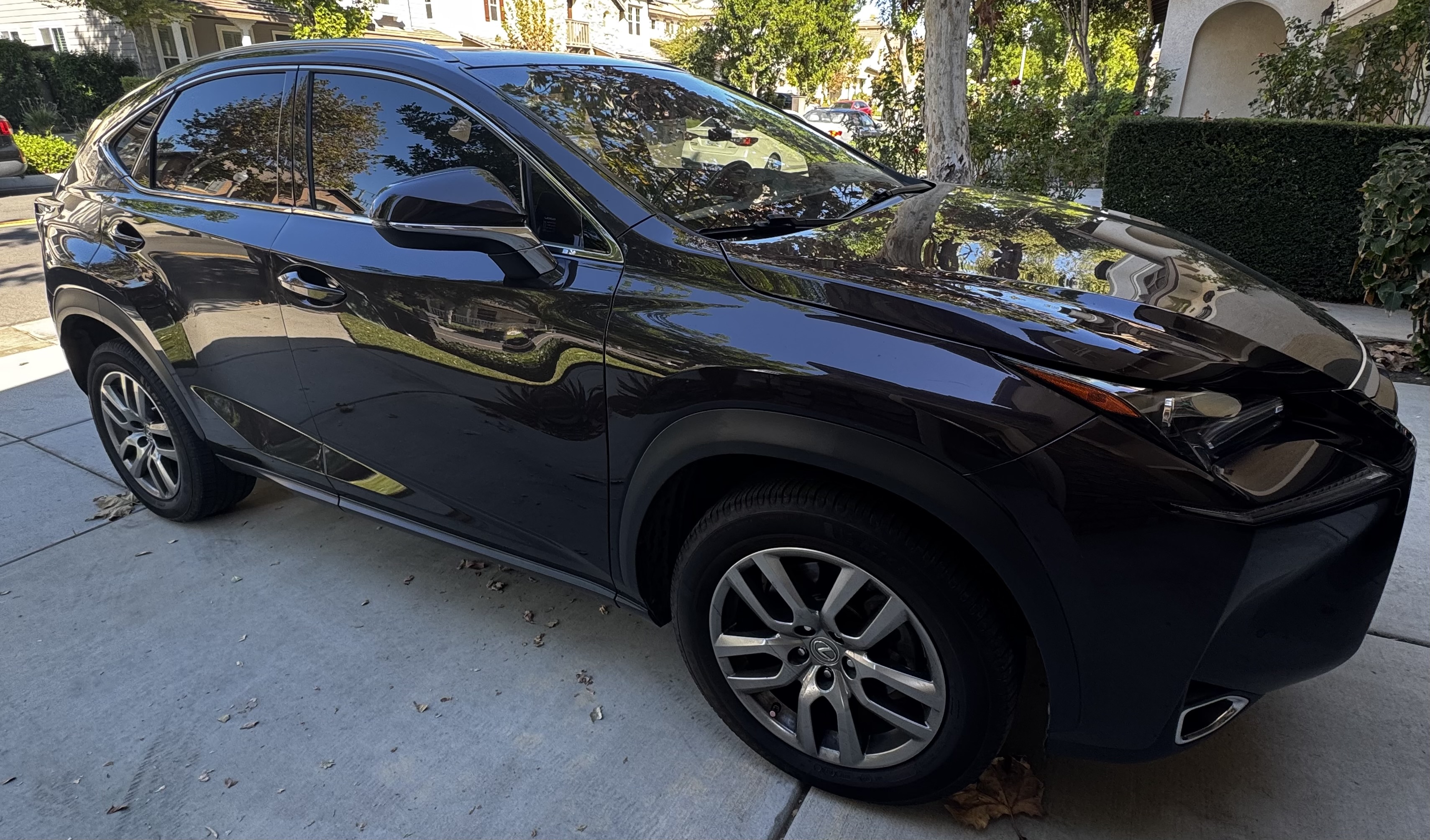 Used 2015 Lexus NX 200t FWD w/ Premium Package image 4