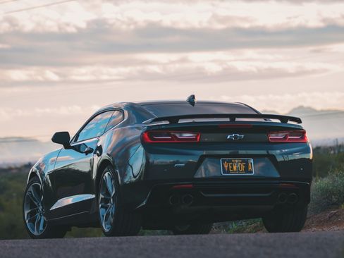 Used 2017 Chevrolet Camaro SS w/ 50th Anniversary Edition image 11