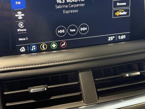 Used 2021 Chevrolet Suburban LS image 15