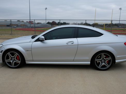 Used 2012 Mercedes-Benz C 63 AMG Coupe image 9