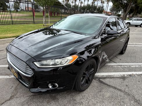 Used 2016 Ford Fusion Energi Titanium FWD image 1