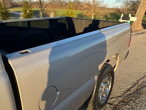 Used 2005 Chevrolet Silverado 1500 LS w/ Light Duty Power Package image 5