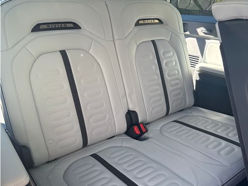 Used 2023 Rivian R1S Adventure image 9