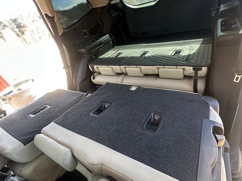 Used 2019 Subaru Ascent Limited image 9