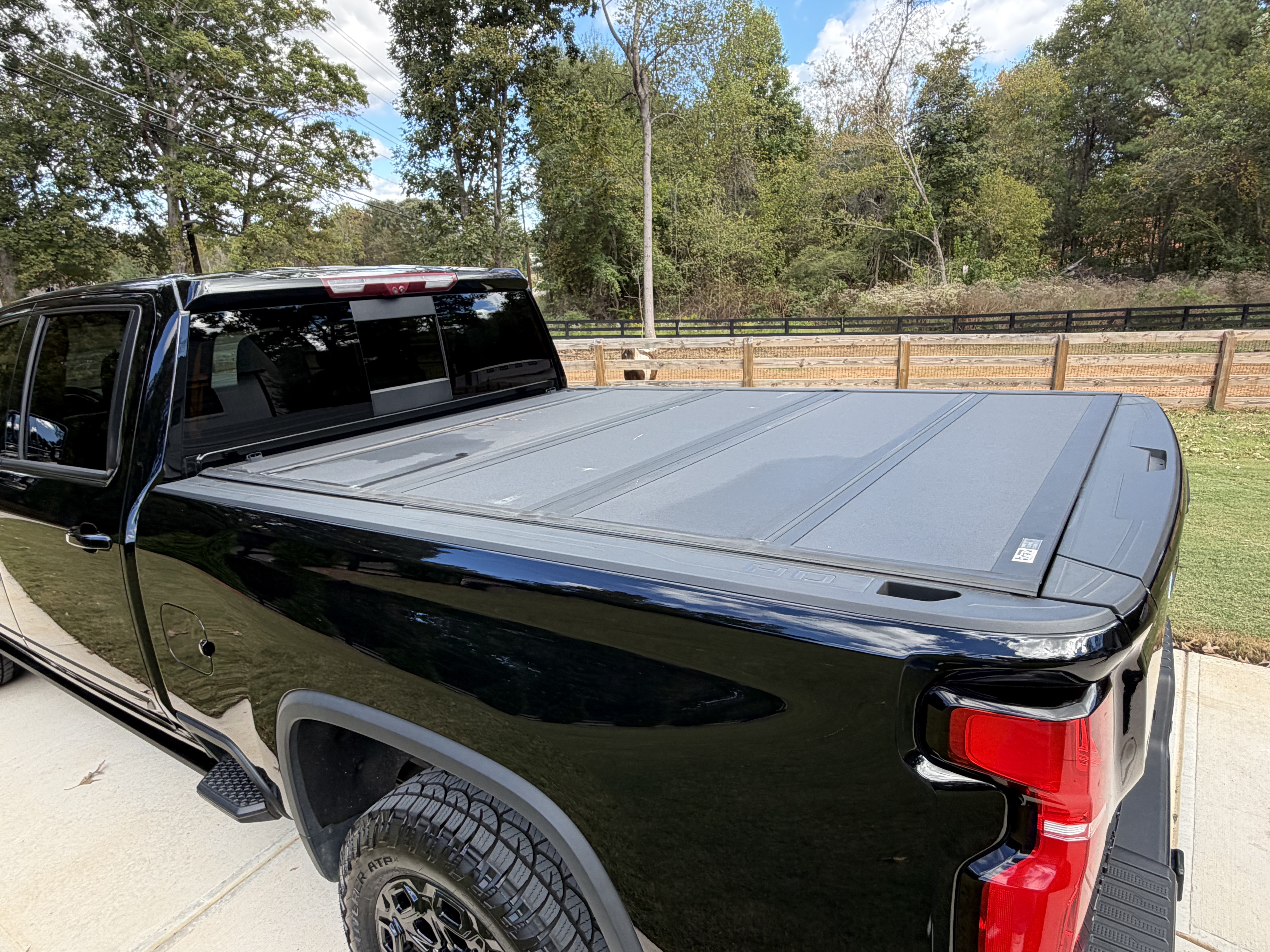 Used 2024 Chevrolet Silverado 3500 High Country w/ High Country Premium Package AWD/4WD image 21