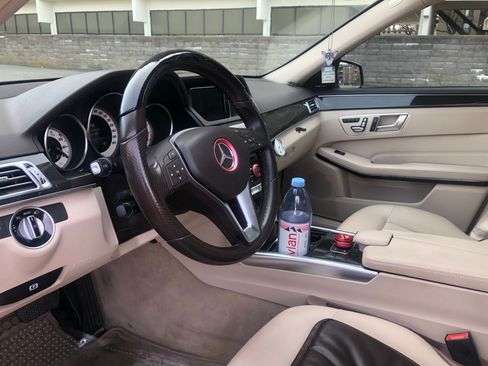 Used 2014 Mercedes-Benz E 350 Sedan image 10