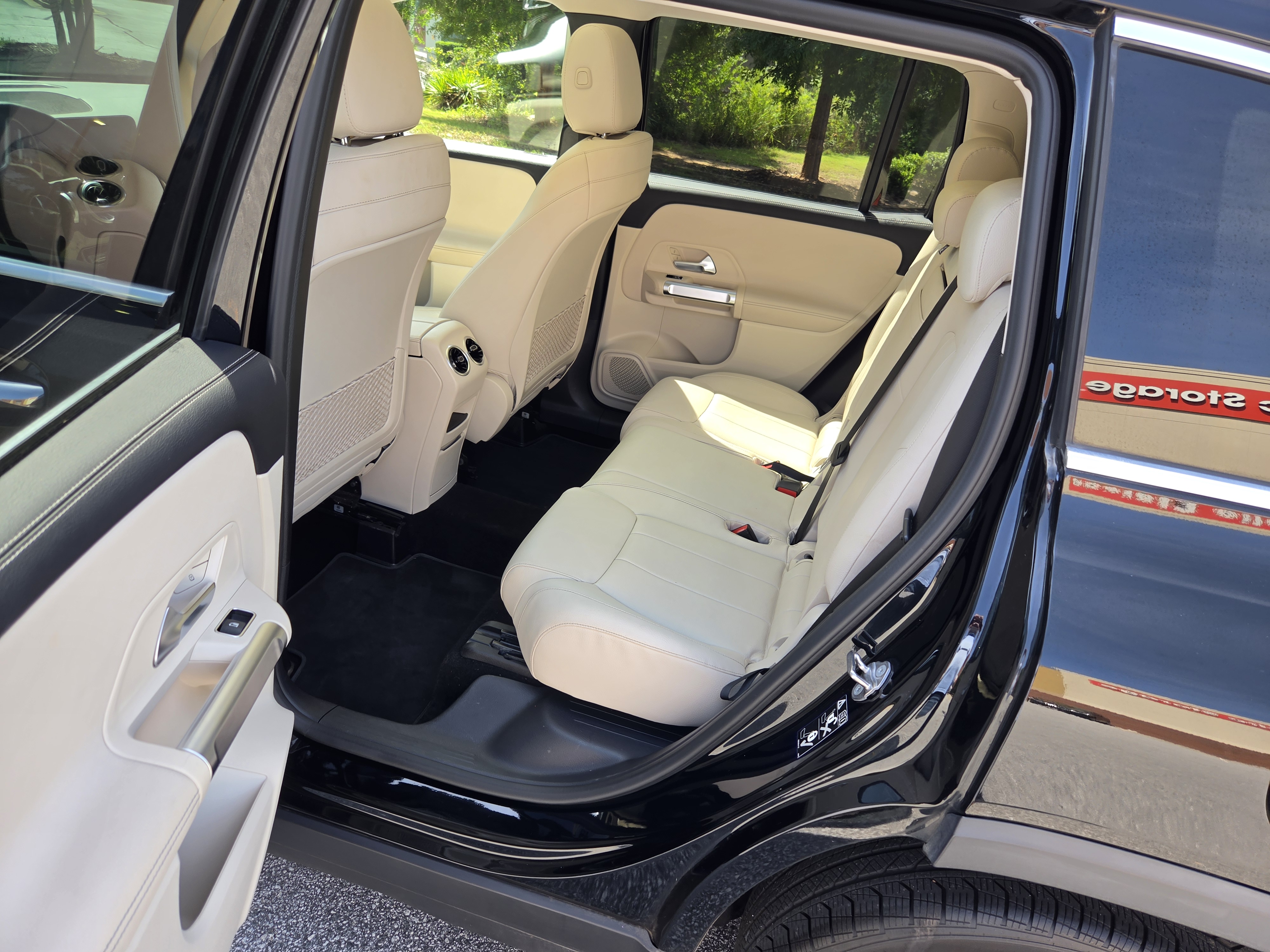 Used 2020 Mercedes-Benz GLB 250 image 10