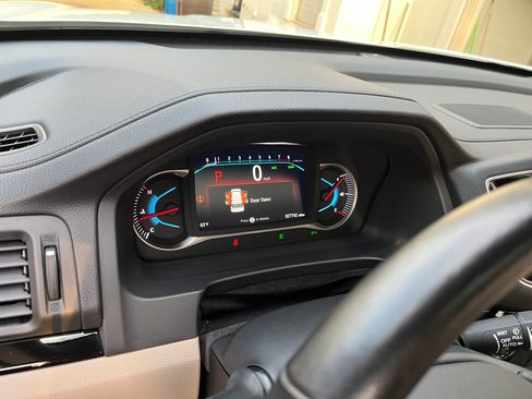 Used 2022 Honda Pilot Elite image 5